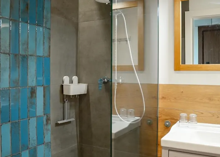 5th Deck שצ'צ'ין